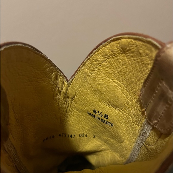 Women’s Snip Toe Cowboy Boots - Picture 4 of 5